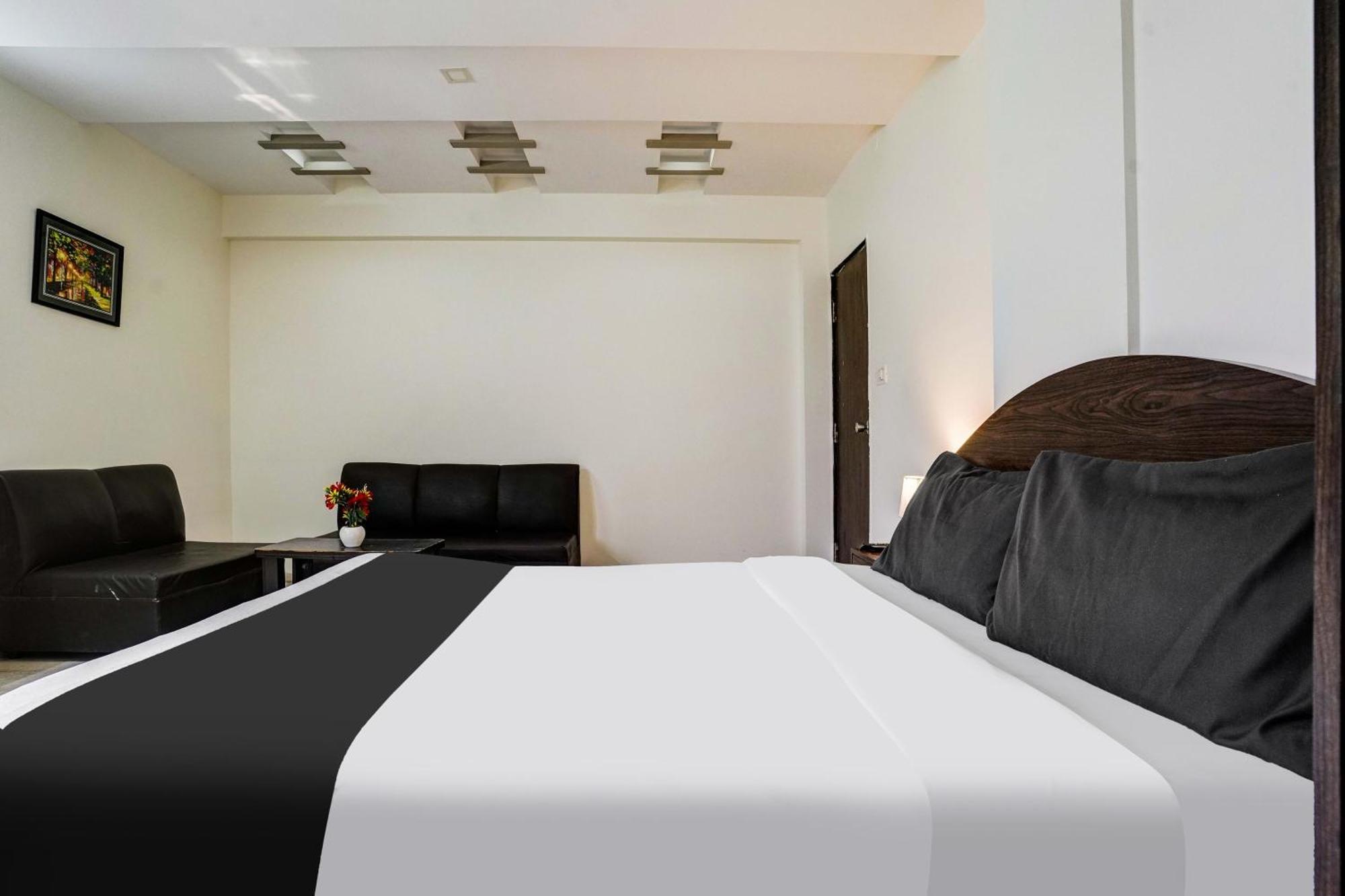 Super Hotel O Nashik Near Vijay Mamta Theatre Formerly Sahara Inn Kültér fotó