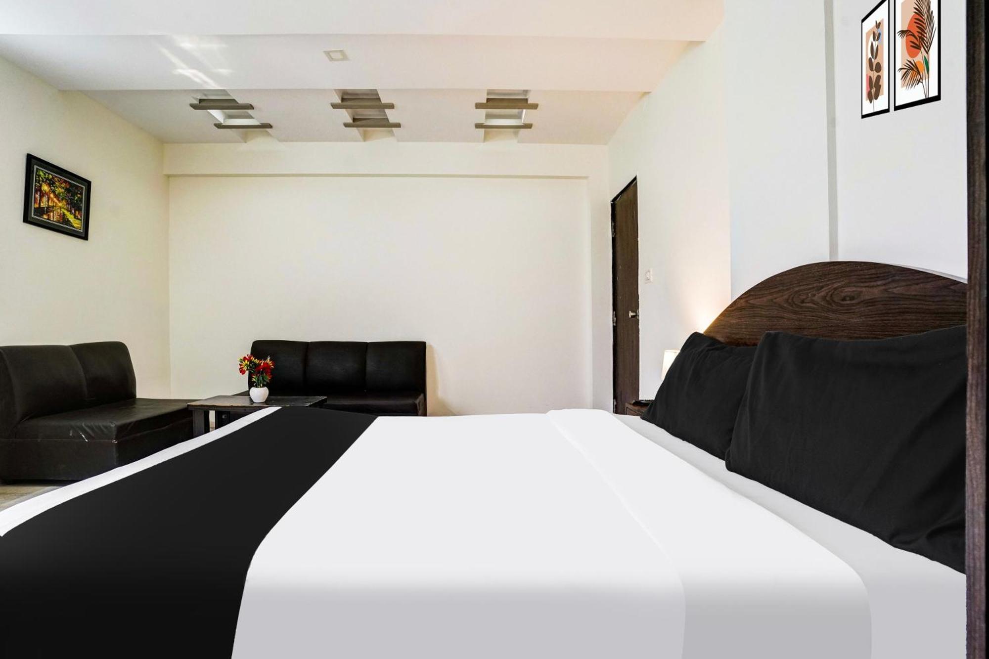 Super Hotel O Nashik Near Vijay Mamta Theatre Formerly Sahara Inn Kültér fotó