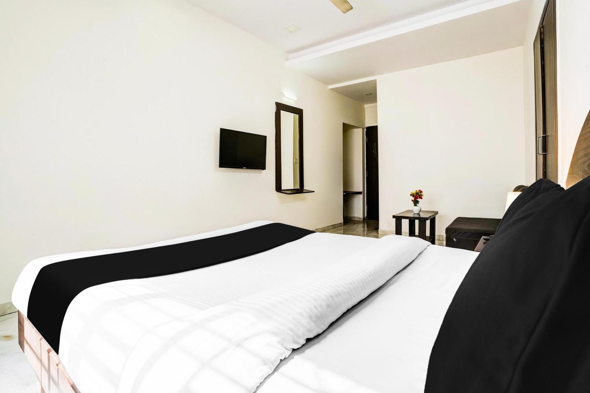 Super Hotel O Nashik Near Vijay Mamta Theatre Formerly Sahara Inn Kültér fotó