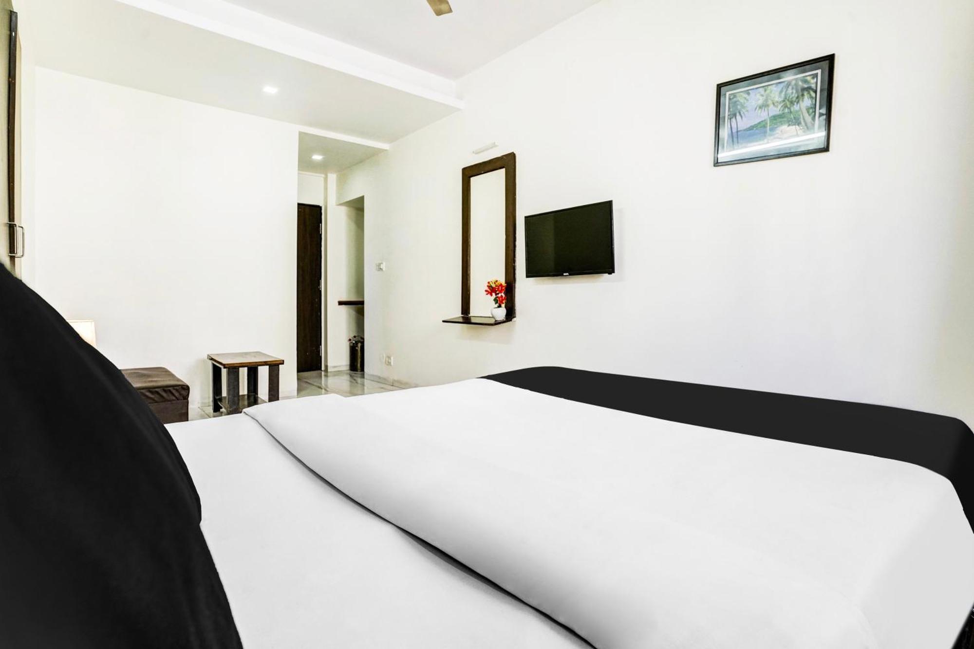 Super Hotel O Nashik Near Vijay Mamta Theatre Formerly Sahara Inn Kültér fotó